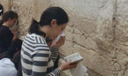 娱乐吃瓜君造谣吗,他究竟是在造谣还是传播真相？