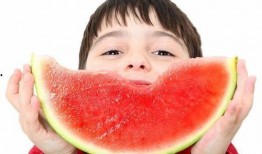 娱乐吃瓜酱背景图,揭秘娱乐圈背后的那些事儿